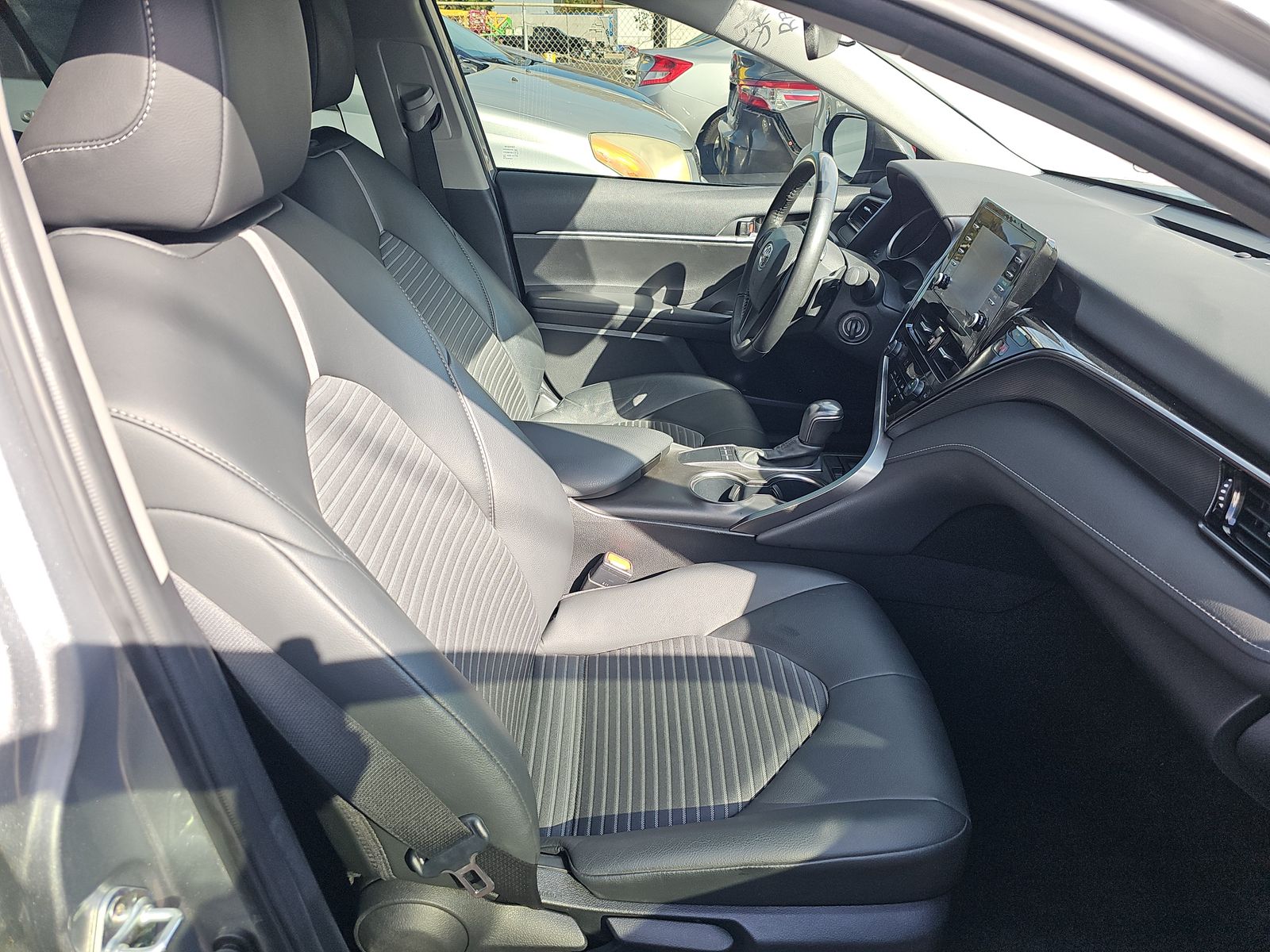 2024 Toyota Camry SE FWD