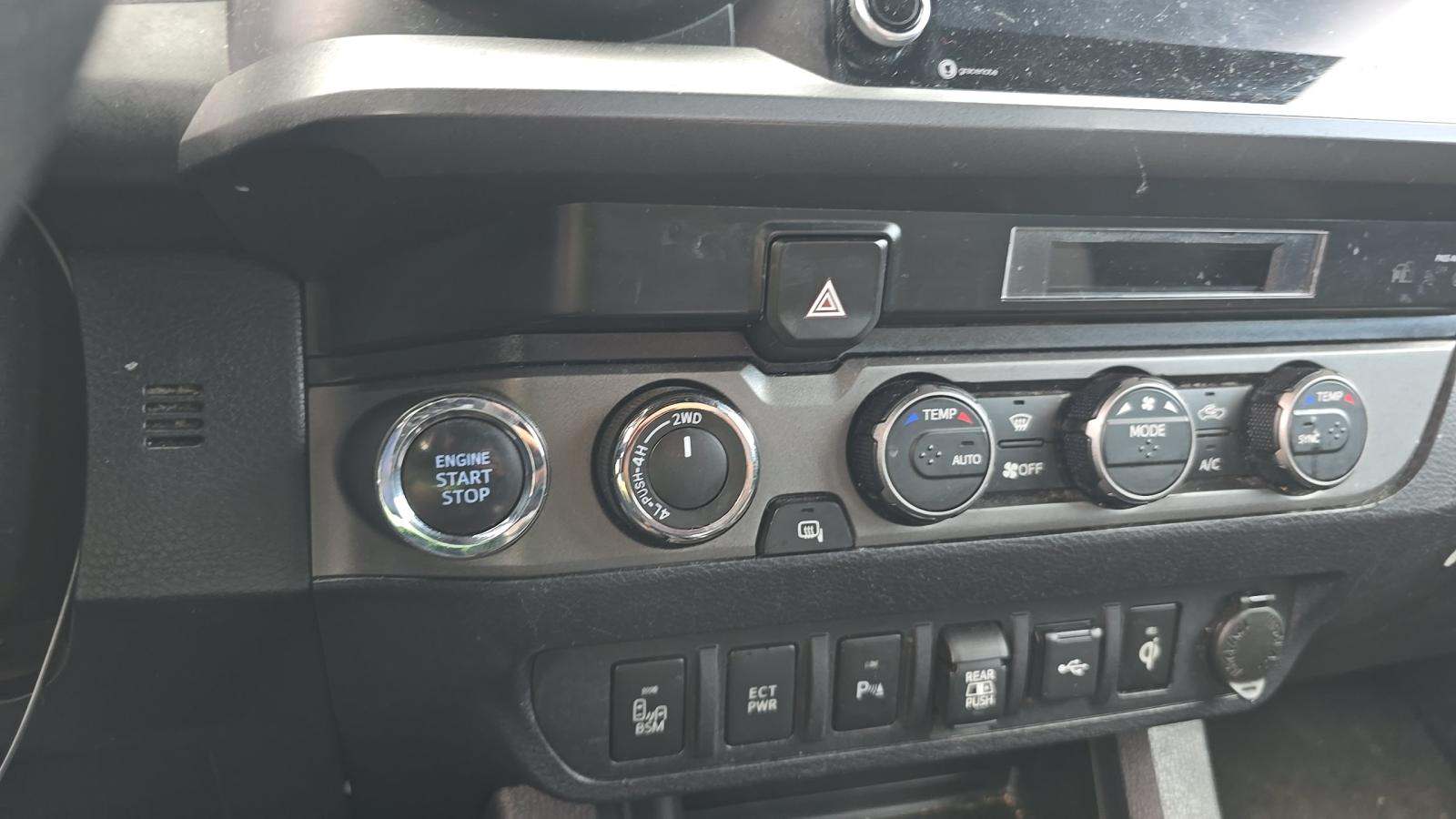 2022 Toyota Tacoma TRD Off-Road AWD