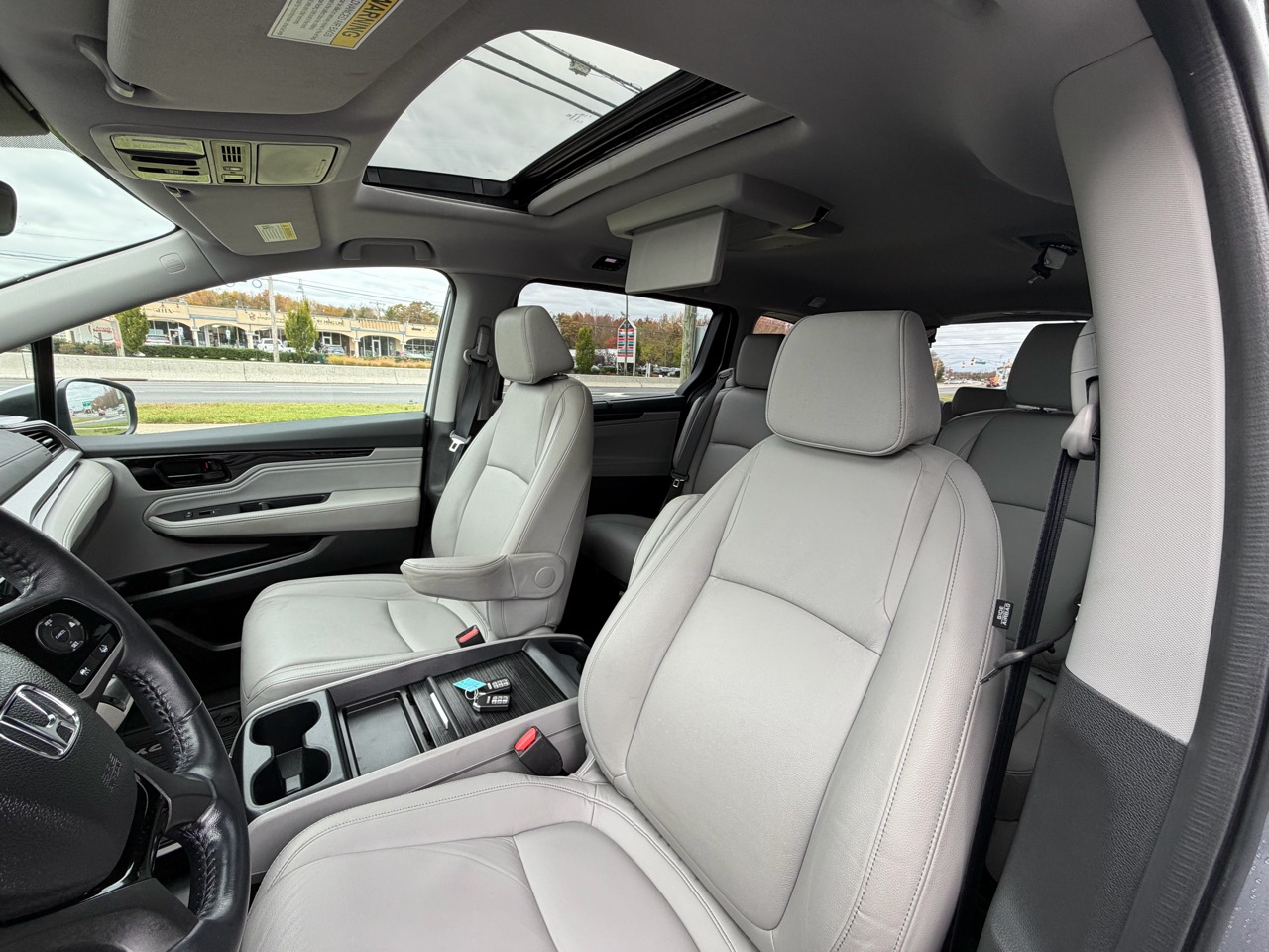 2023 Honda Odyssey Touring FWD