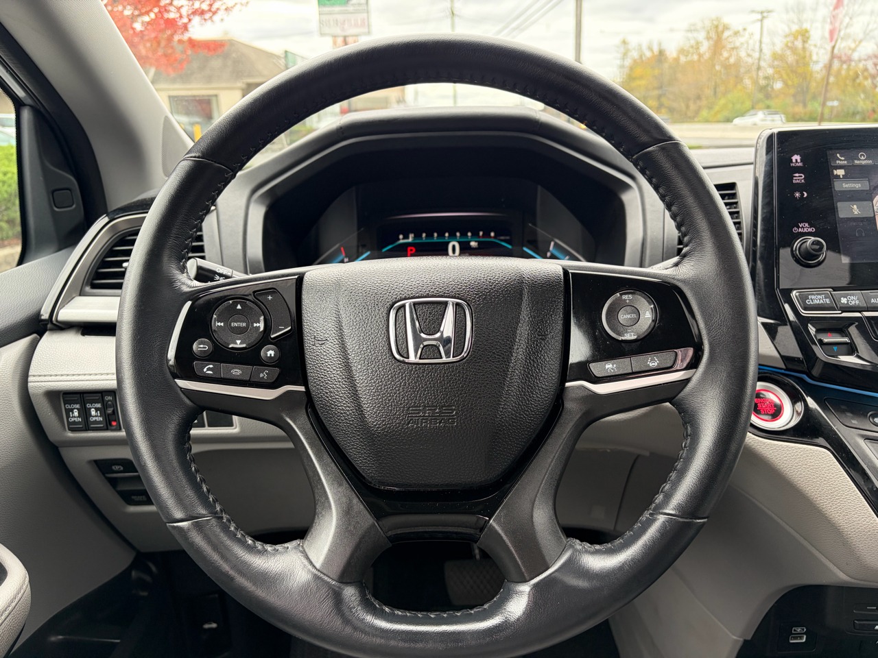 2023 Honda Odyssey Touring FWD