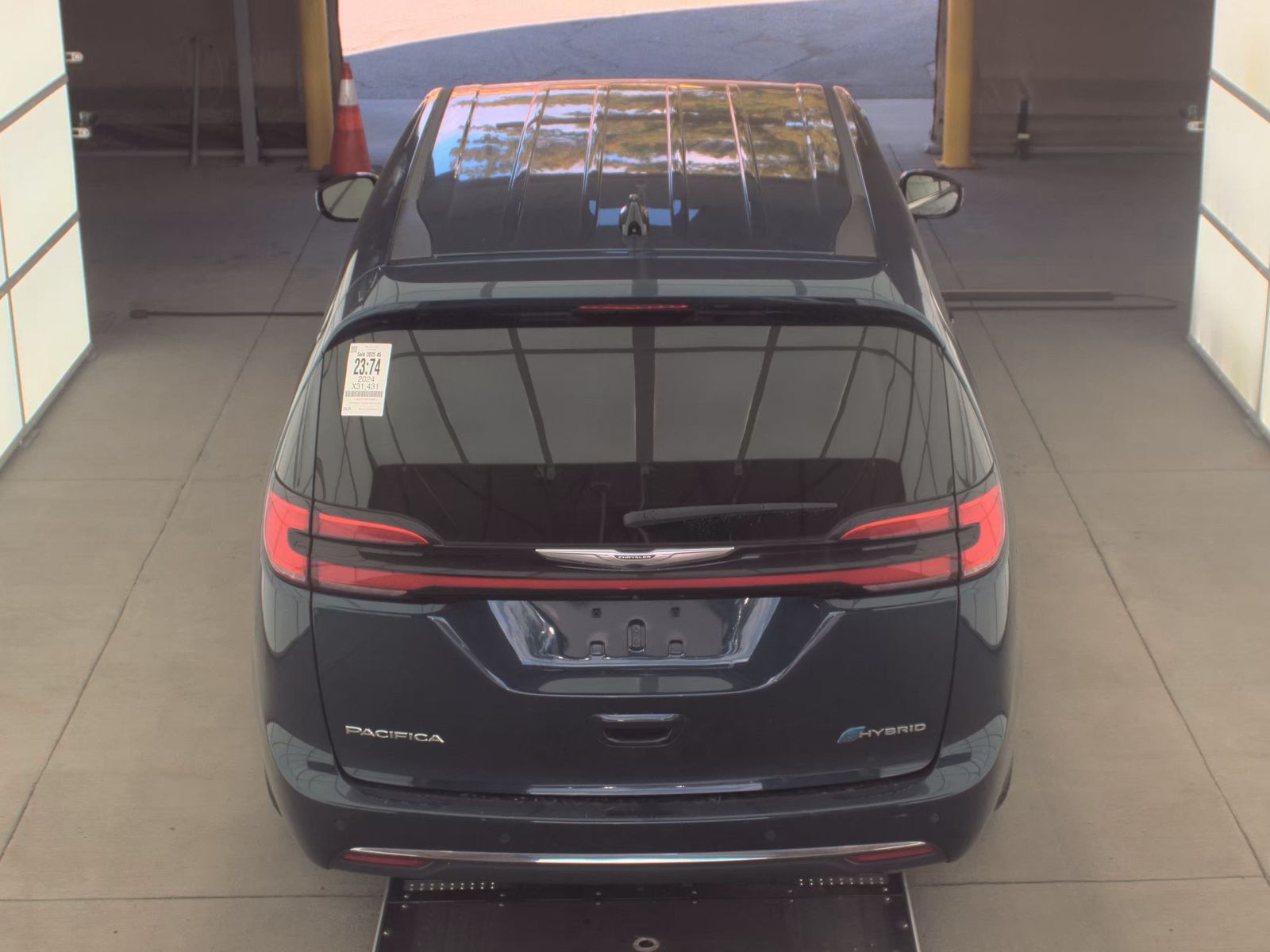 2024 Chrysler Pacifica Hybrid Select FWD