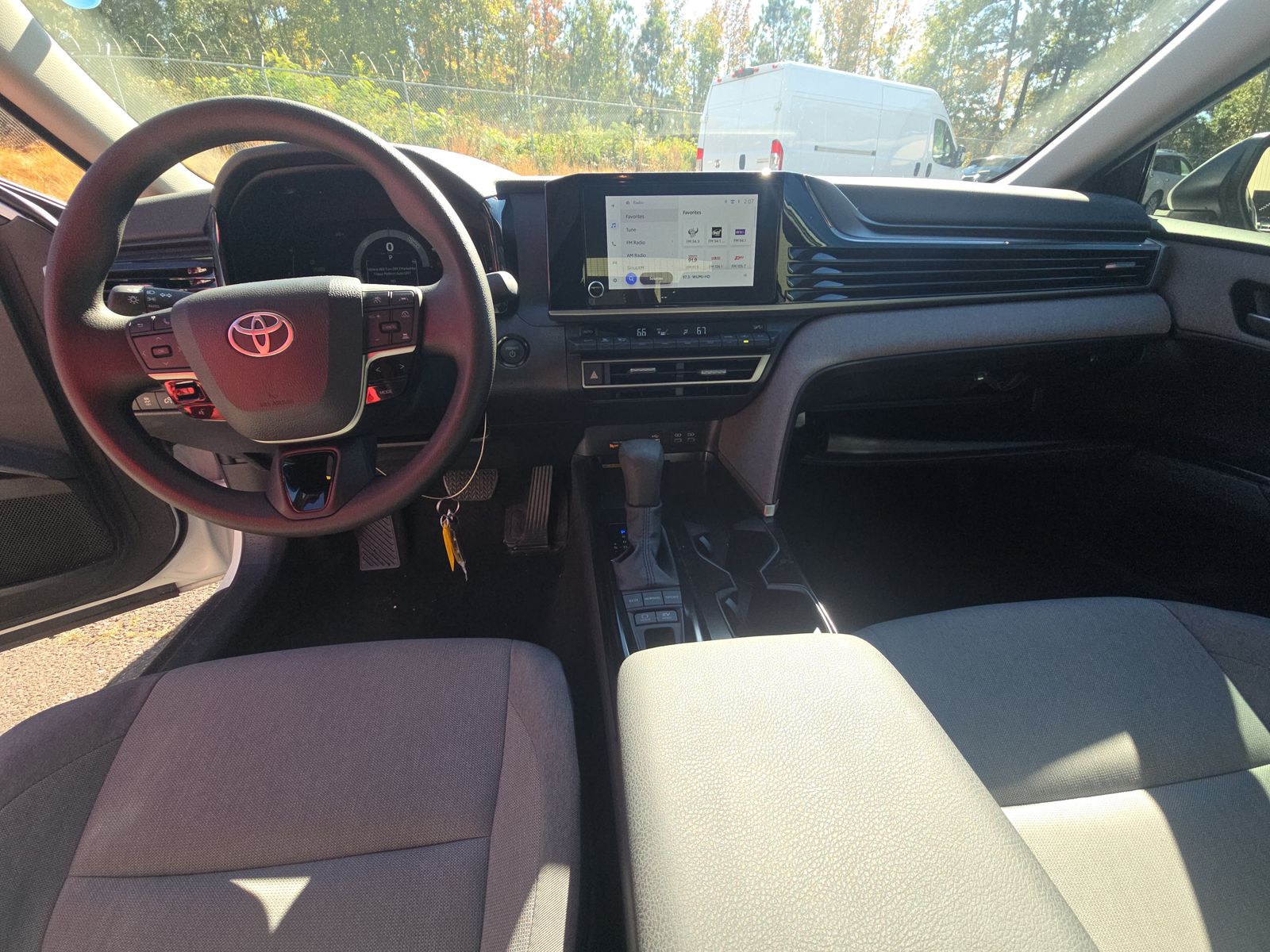 2025 Toyota Camry LE FWD