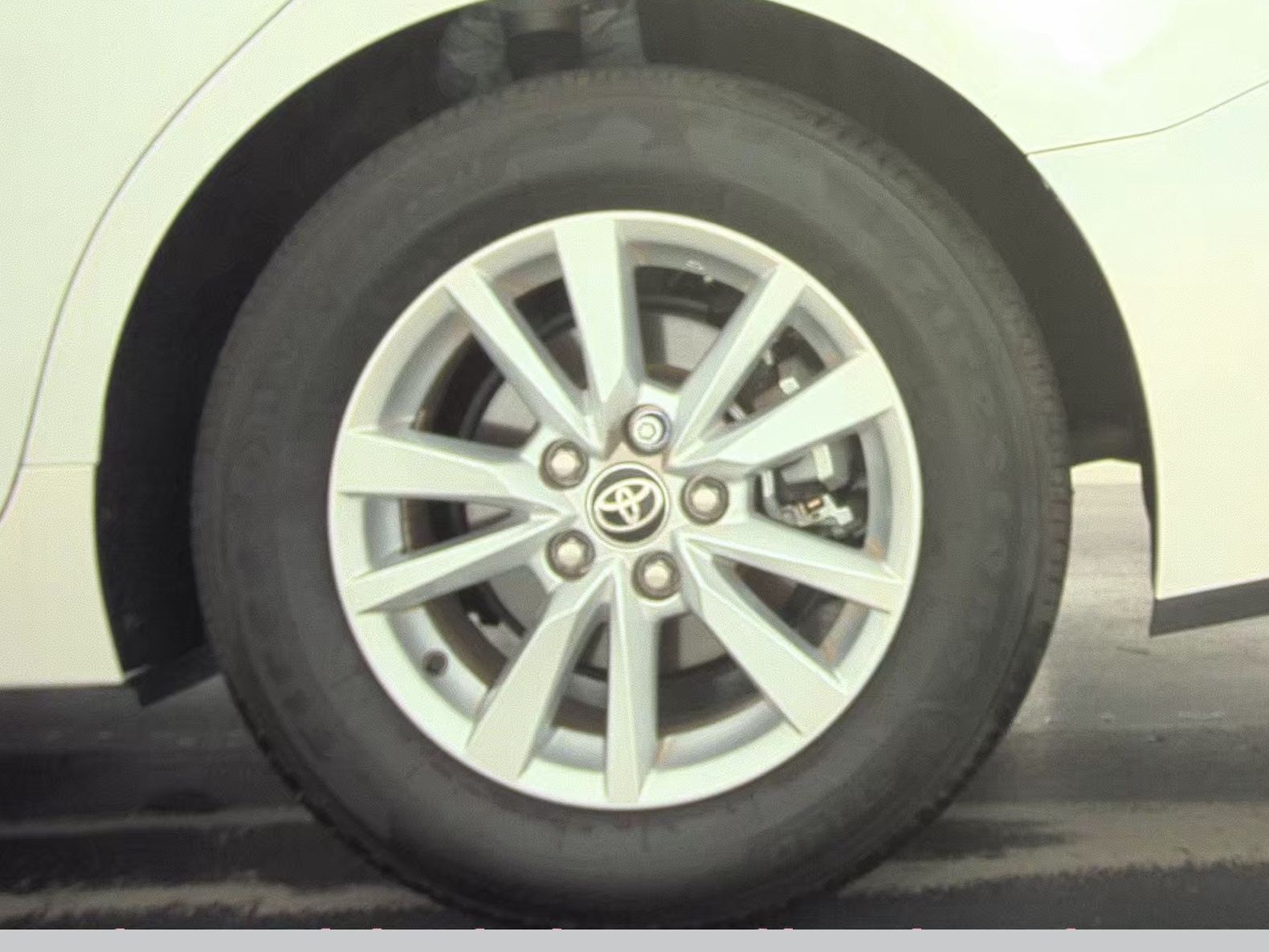 2025 Toyota Camry LE FWD