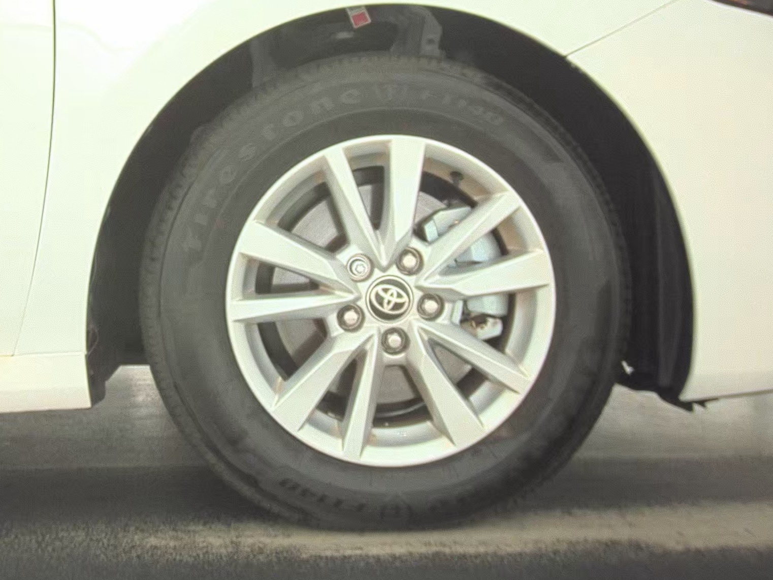 2025 Toyota Camry LE FWD