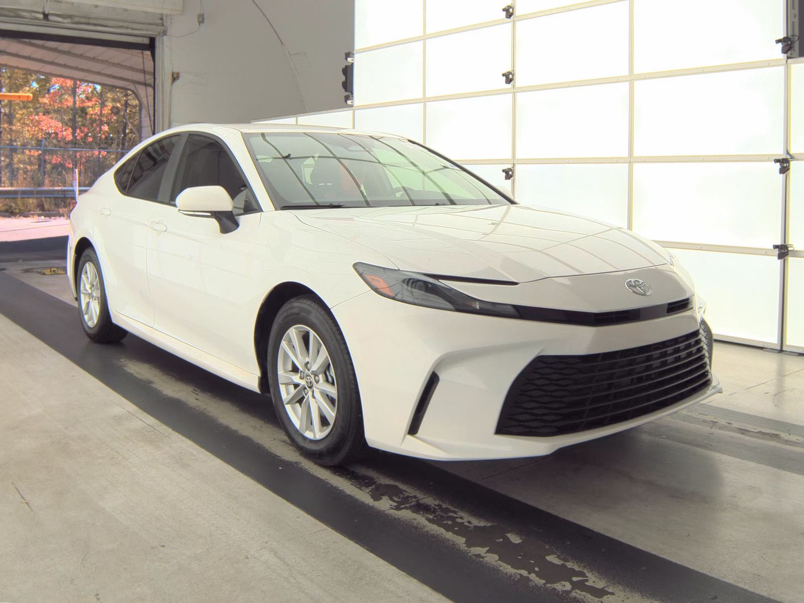 2025 Toyota Camry LE FWD