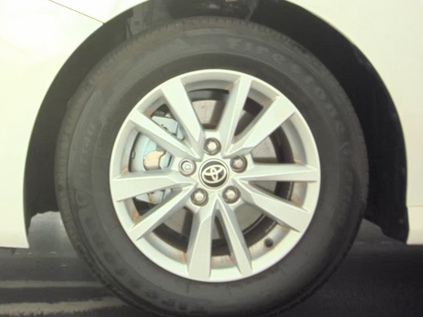 2025 Toyota Camry LE FWD