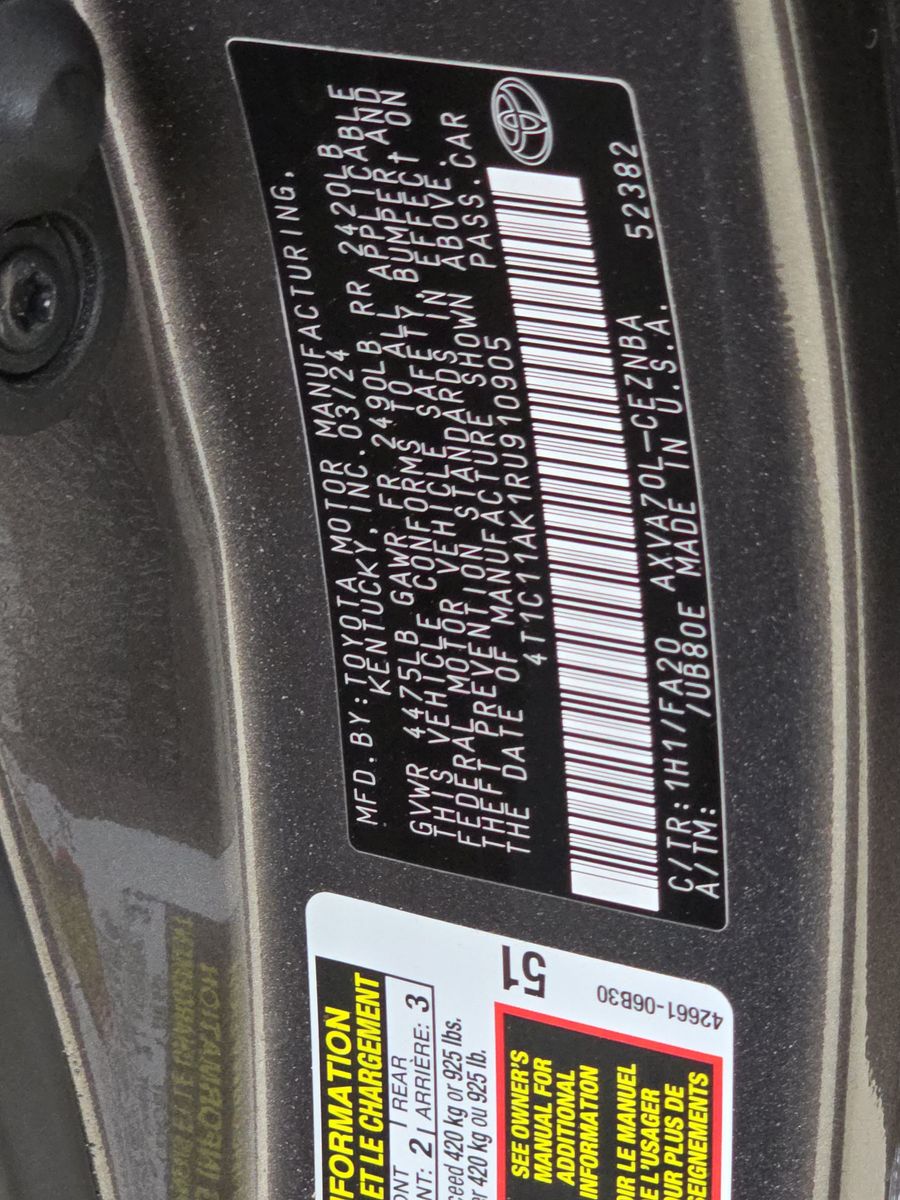 2024 Toyota Camry LE FWD