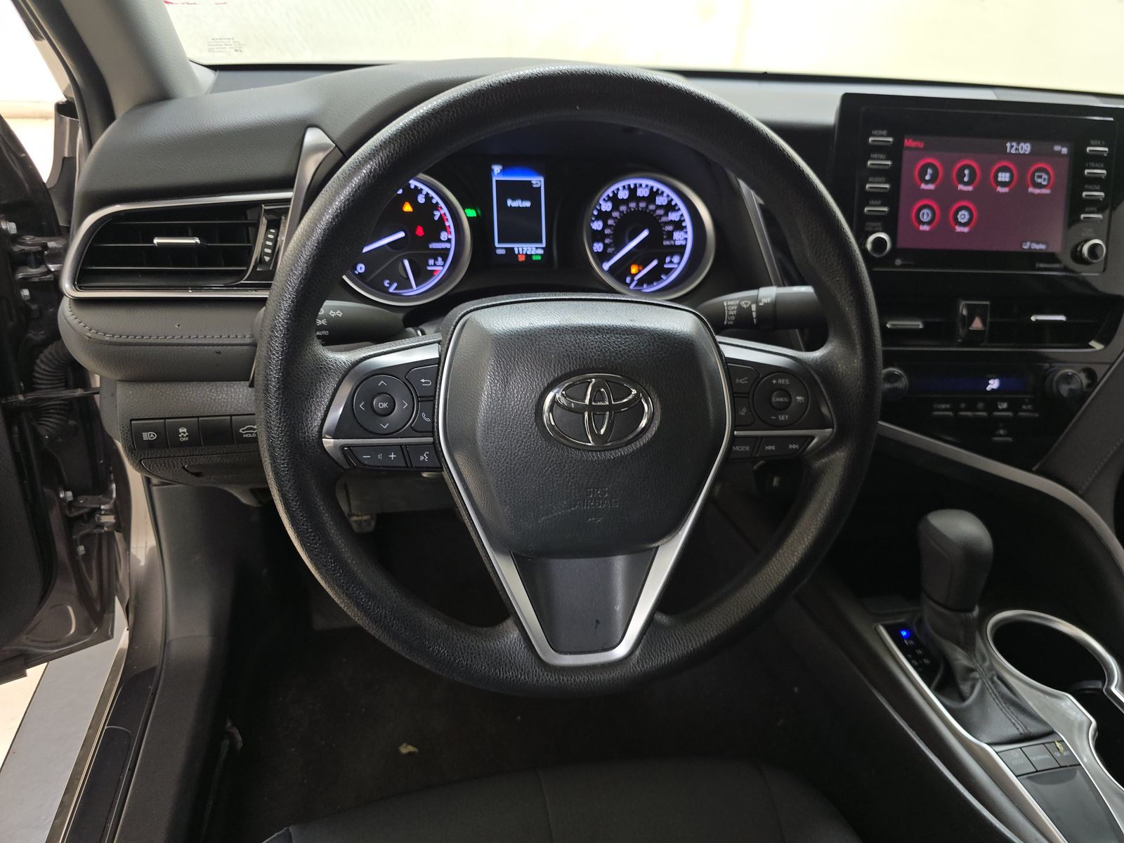 2024 Toyota Camry LE FWD