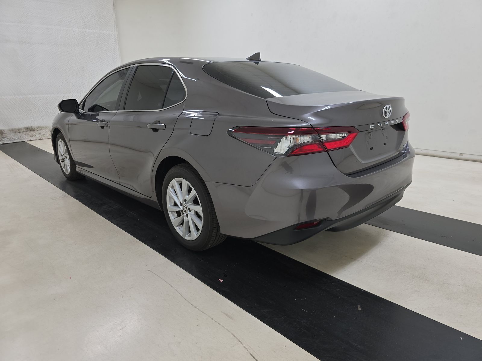 2024 Toyota Camry LE FWD