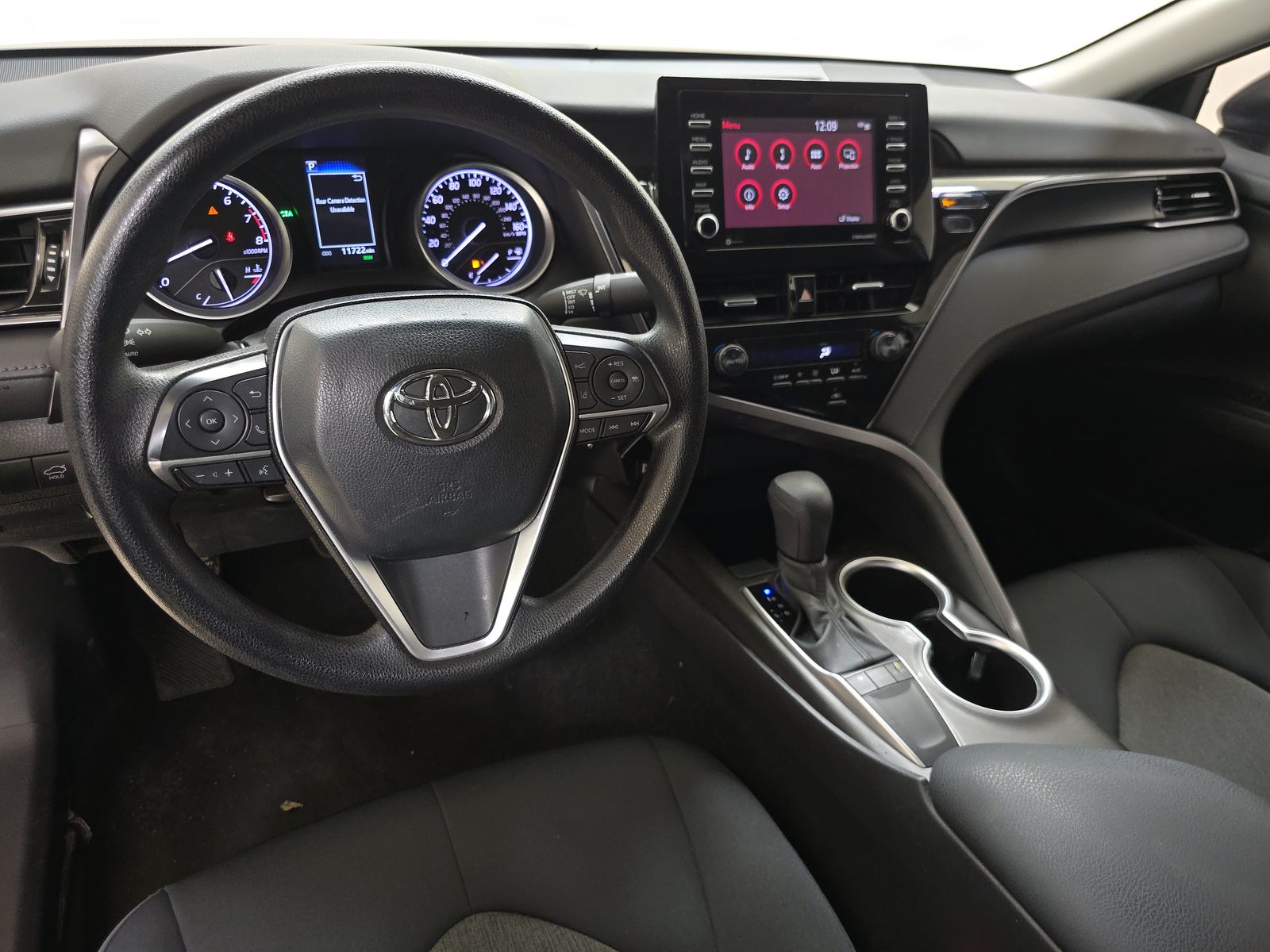 2024 Toyota Camry LE FWD