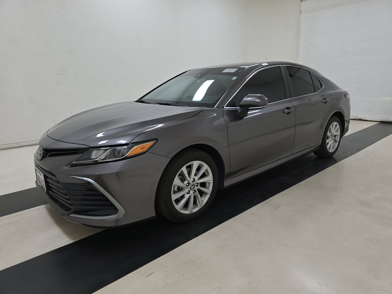 2024 Toyota Camry LE FWD
