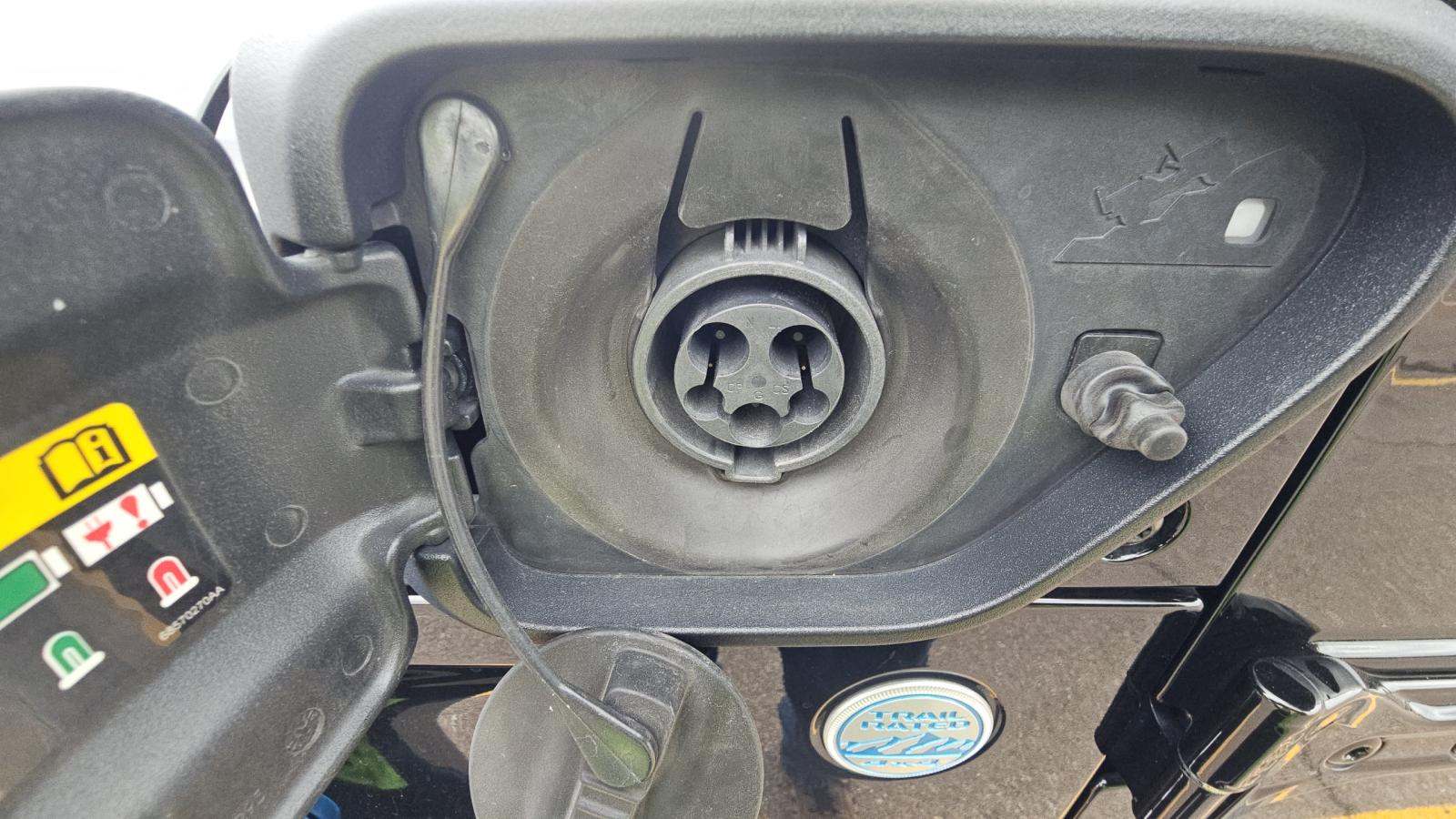 2023 Jeep Wrangler 4xe Sahara AWD