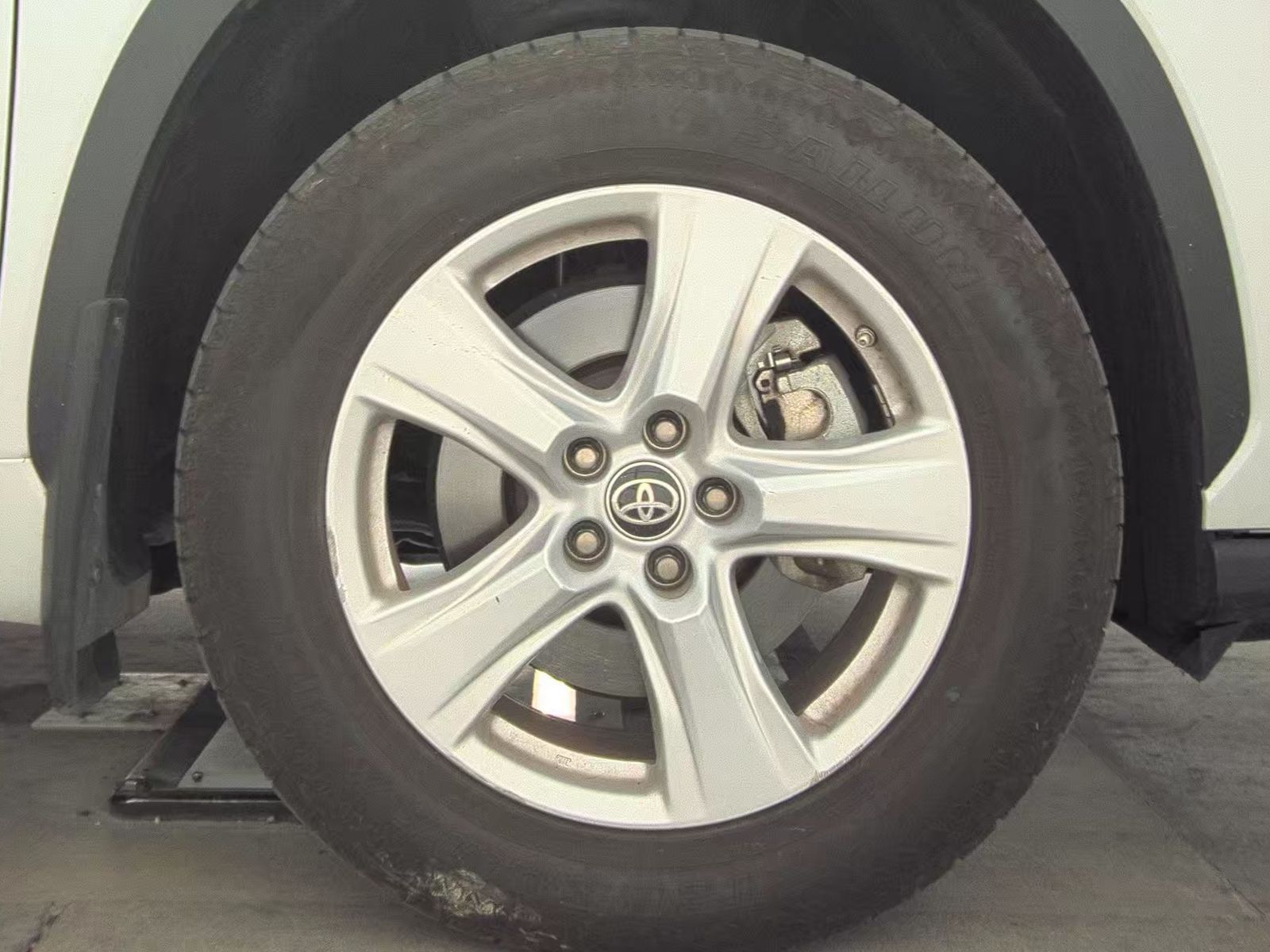 2023 Toyota Highlander LE AWD