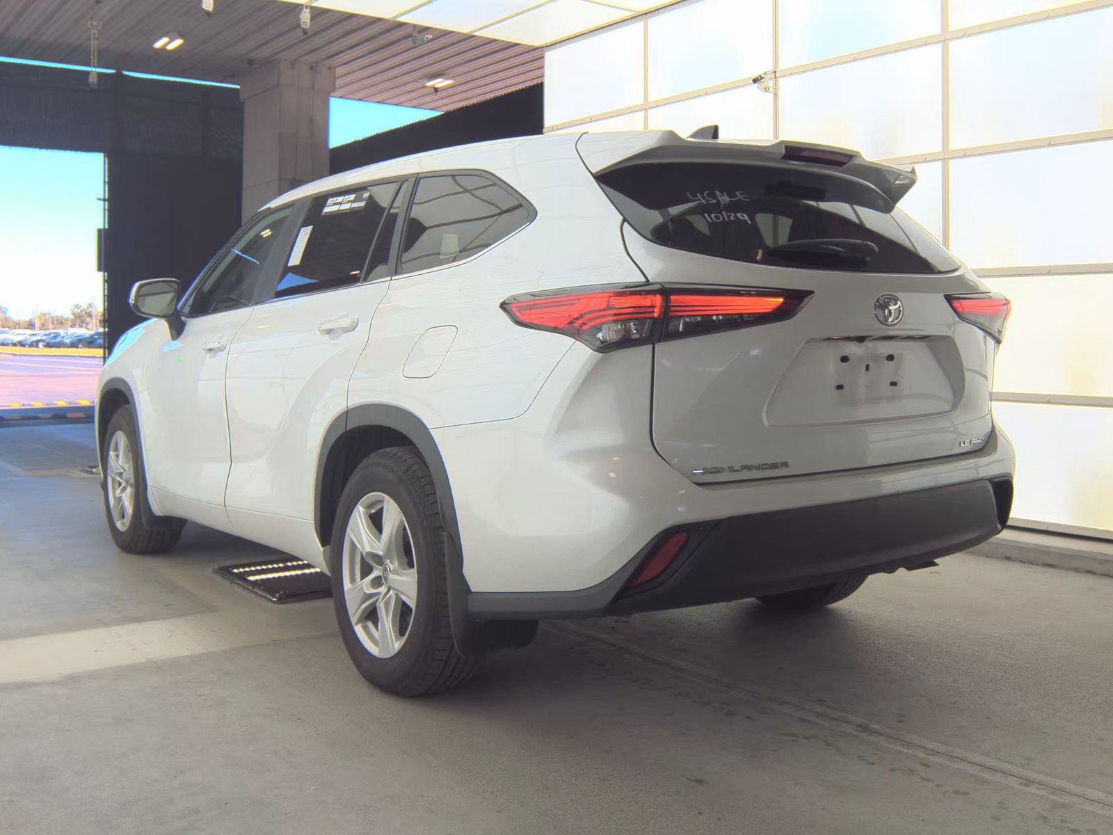 2023 Toyota Highlander LE AWD