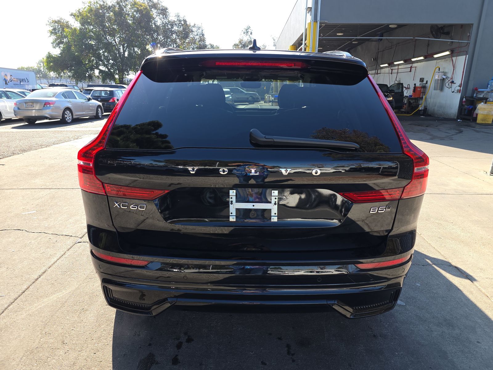 2025 Volvo XC60 B5 Plus AWD