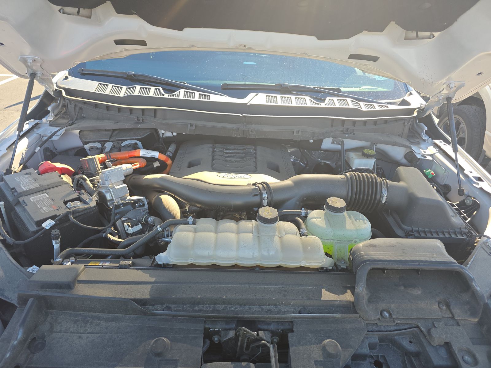 2023 Ford F-150 Hybrid XLT AWD