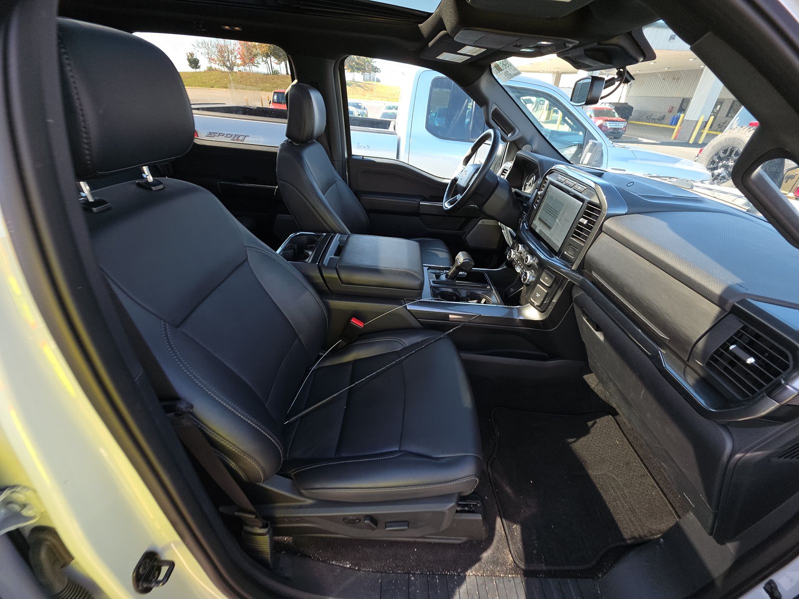 2023 Ford F-150 Hybrid XLT AWD