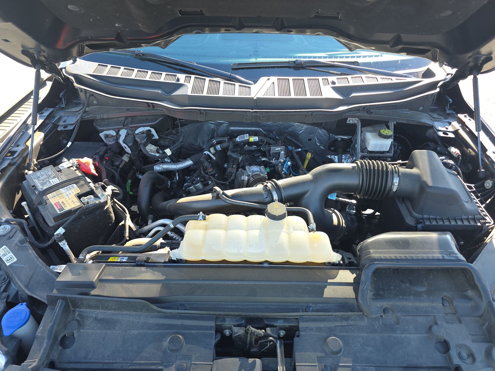 2023 Ford F-150 XLT AWD