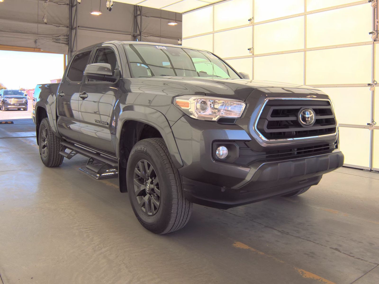 2022 Toyota Tacoma SR5 RWD