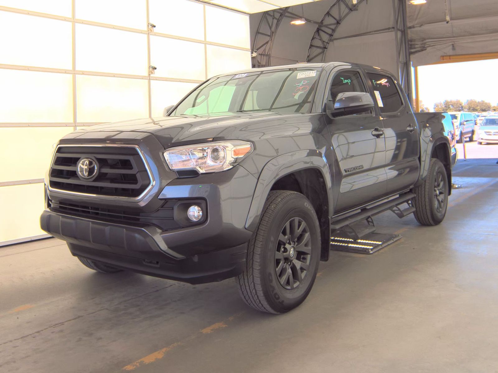 2022 Toyota Tacoma SR5 RWD