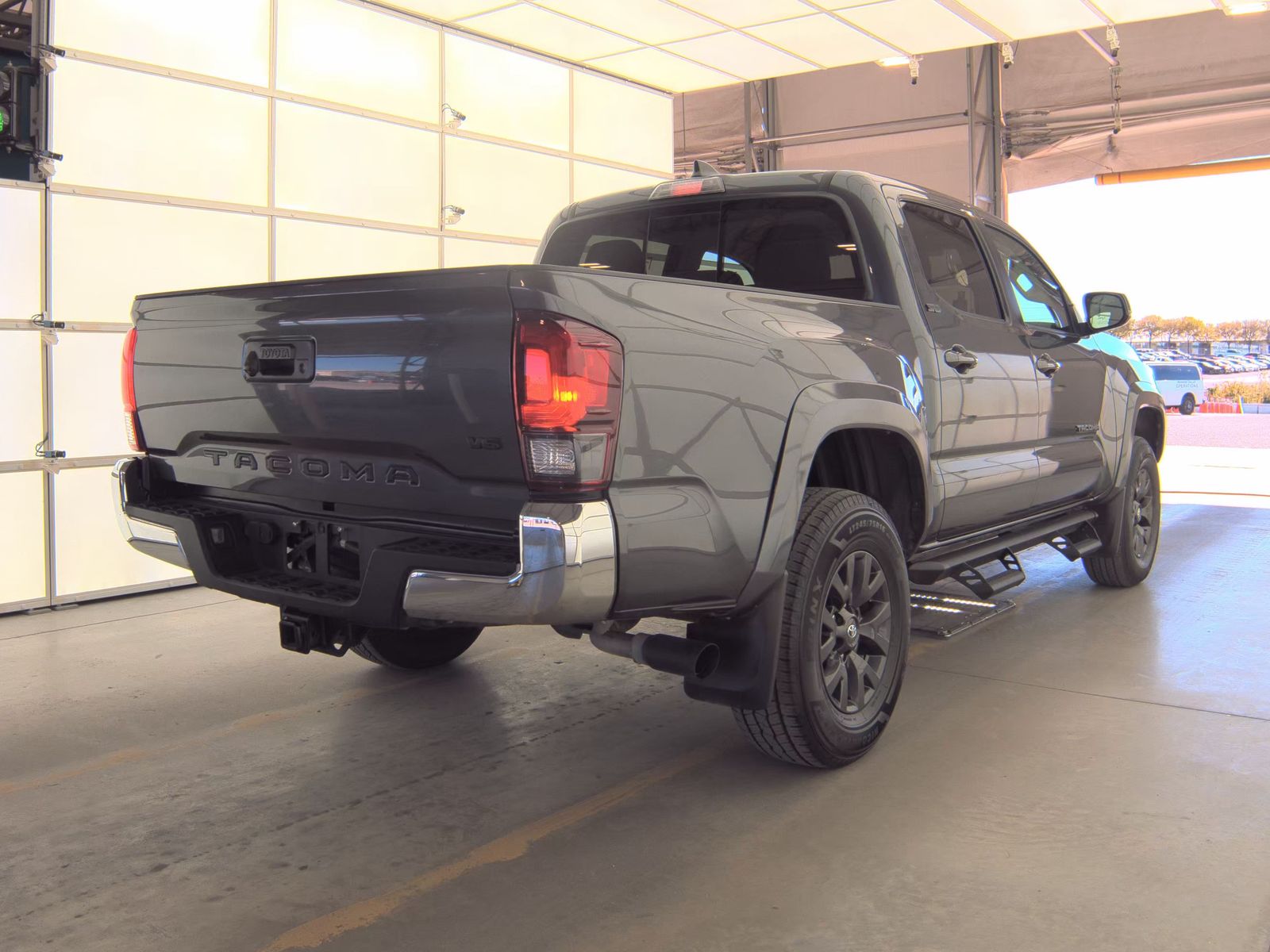 2022 Toyota Tacoma SR5 RWD