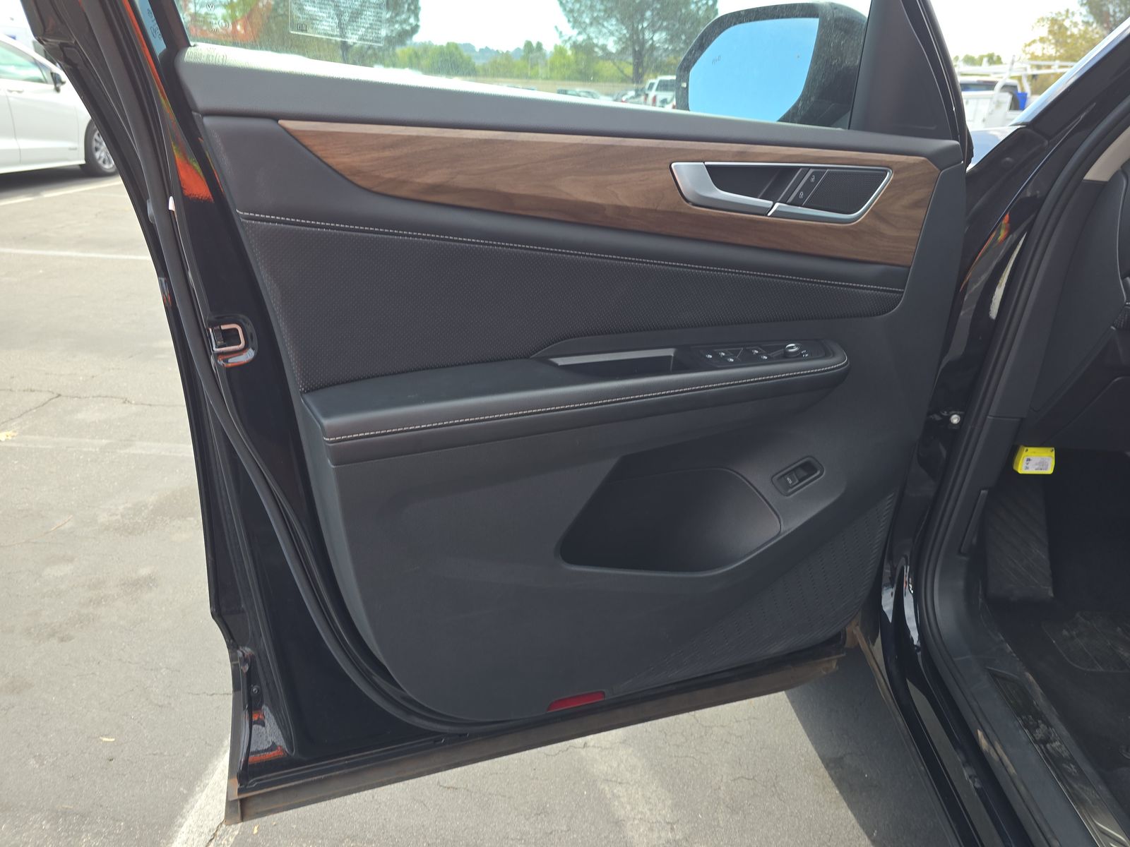 2024 Volkswagen Atlas 2.0T SE FWD