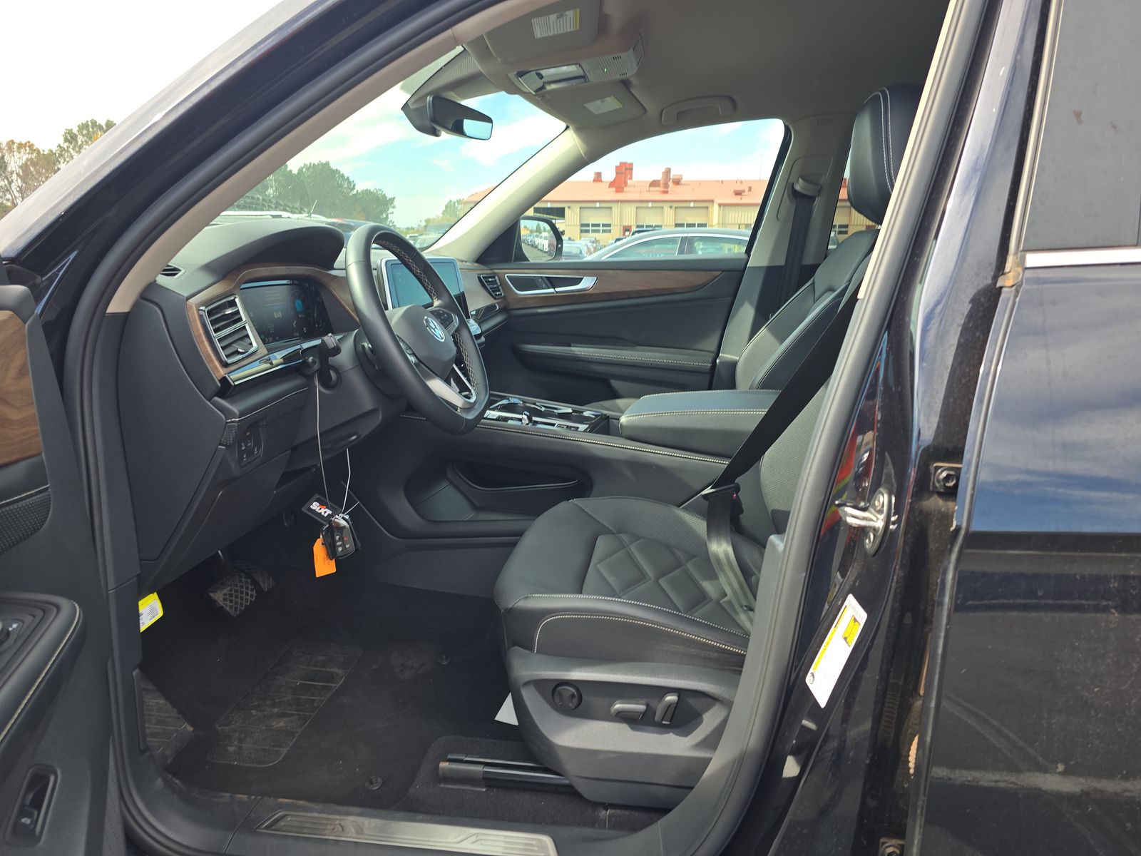 2024 Volkswagen Atlas 2.0T SE FWD