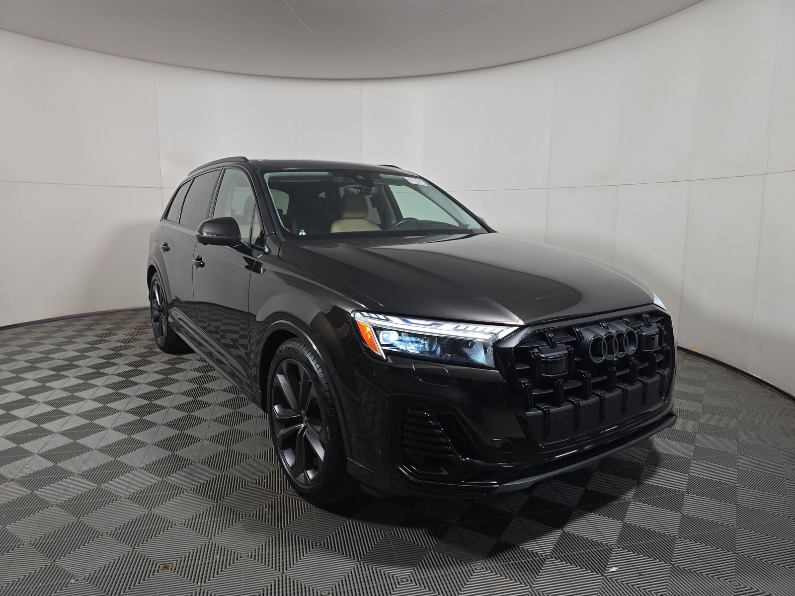 2025 Audi Q7 Prestige AWD