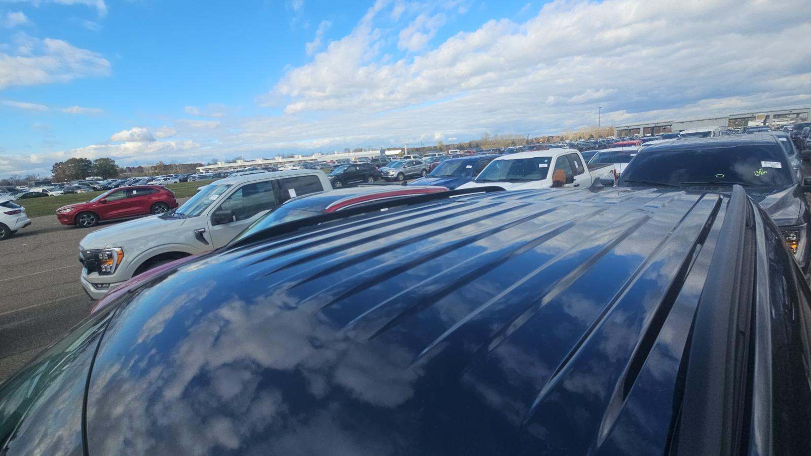 2023 Ford Explorer XLT AWD