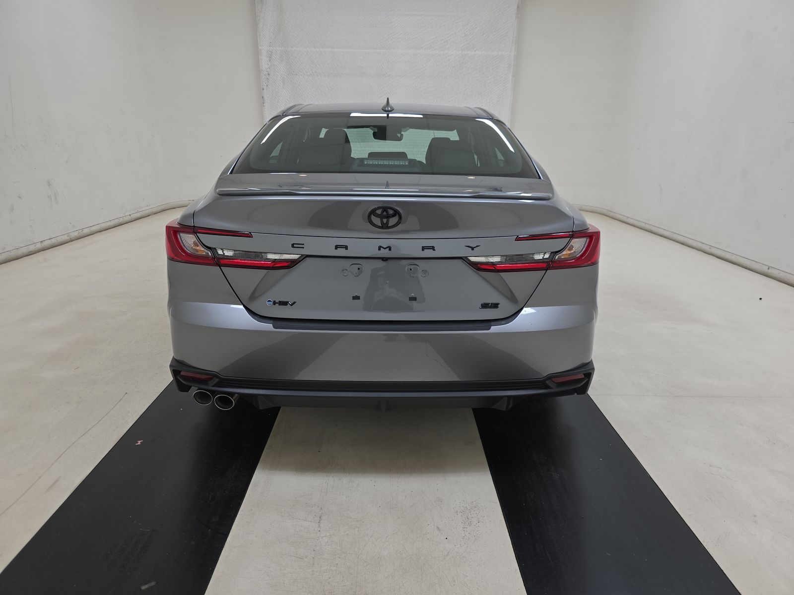 2025 Toyota Camry SE FWD