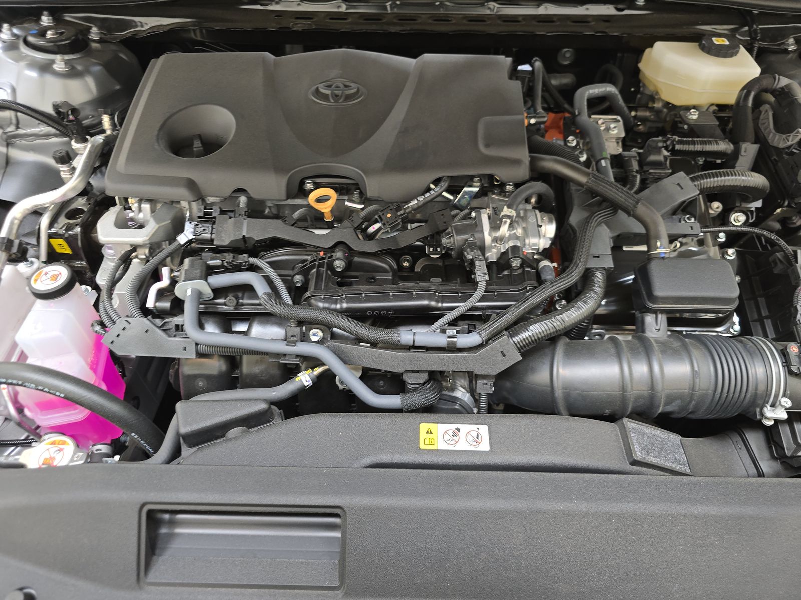 2025 Toyota Camry SE FWD