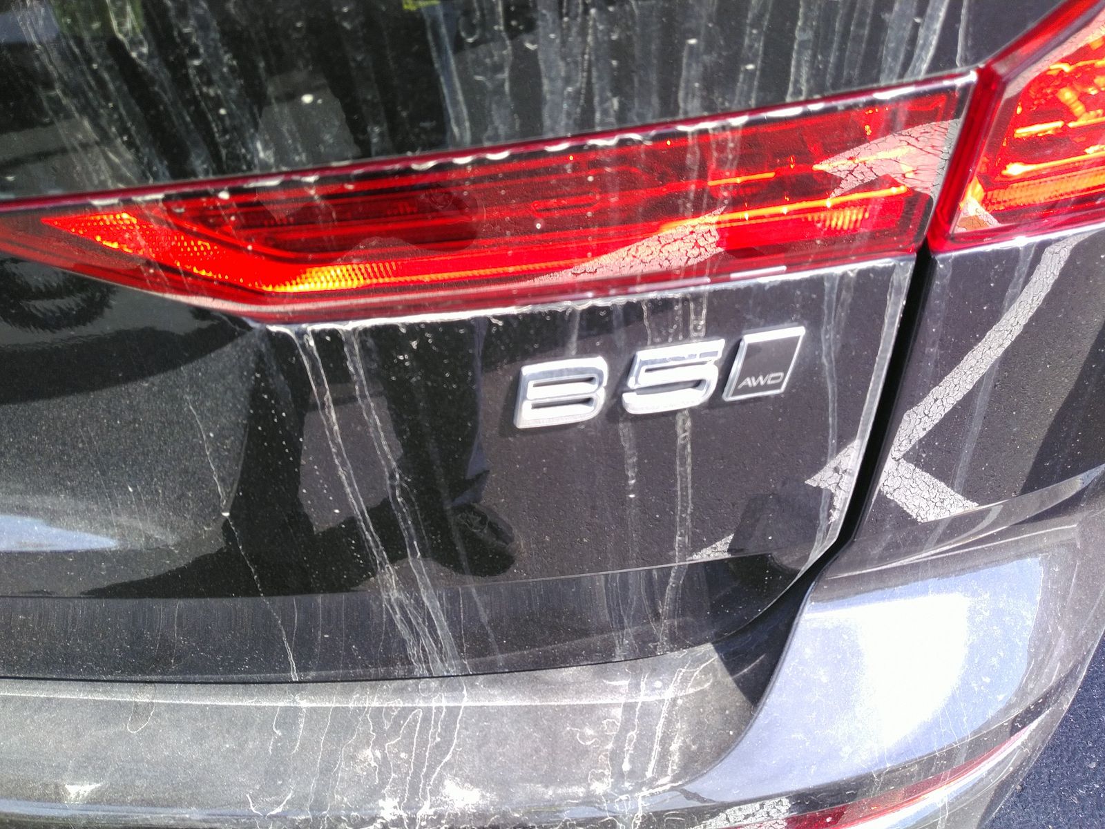 2025 Volvo XC60 B5 Plus AWD