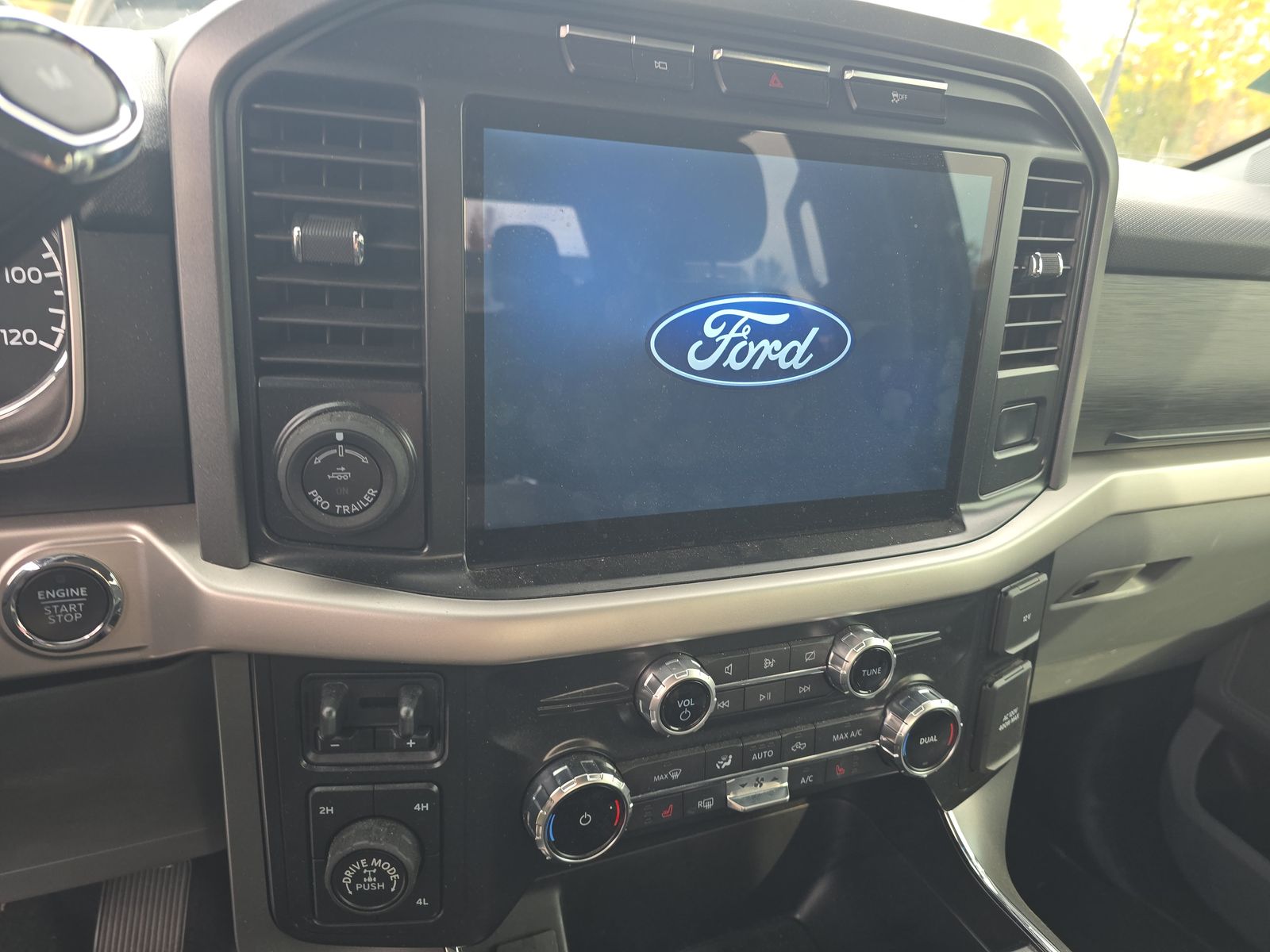 2022 Ford F-150 XLT AWD