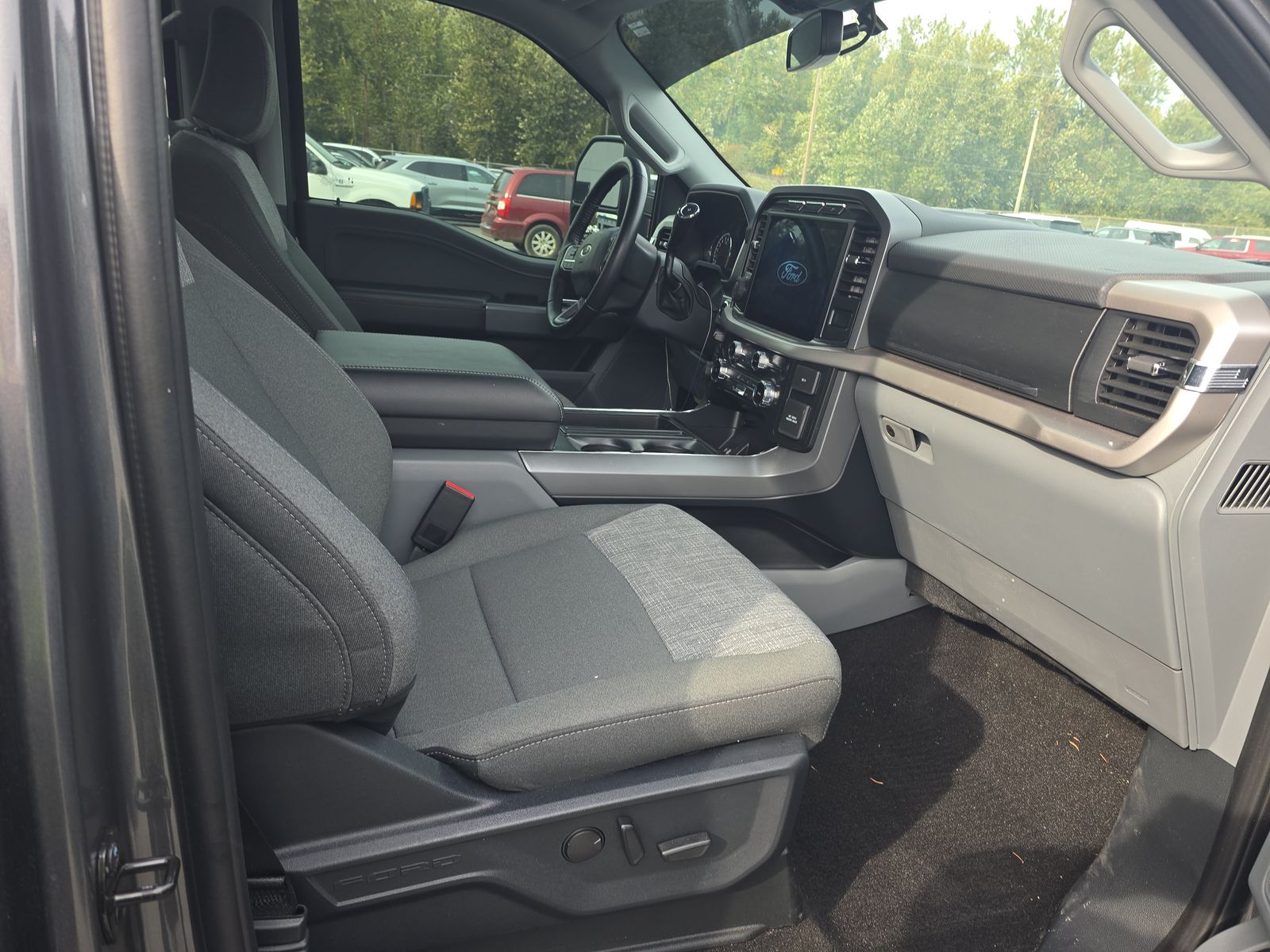 2022 Ford F-150 XLT AWD