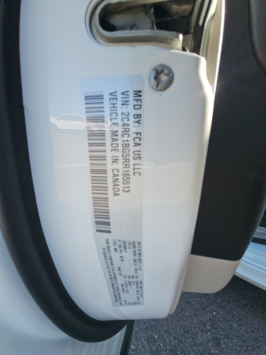 2024 Chrysler Pacifica Touring L FWD
