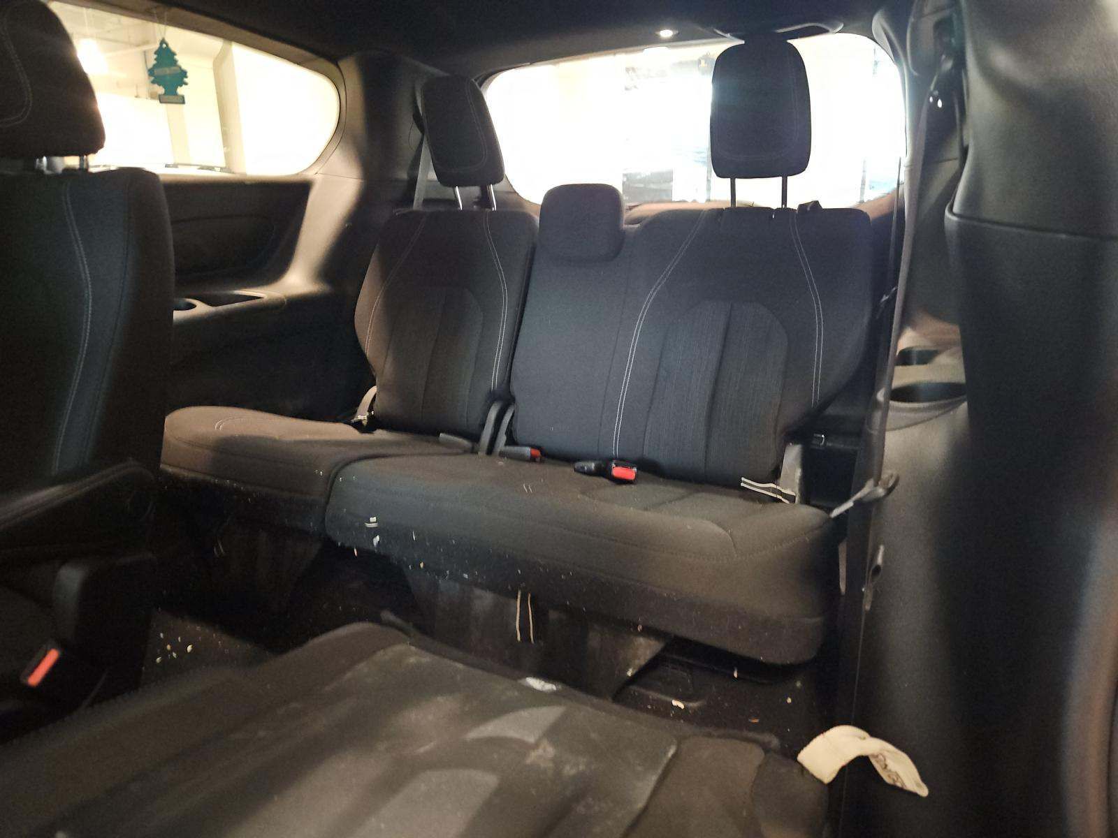 2023 Chrysler Pacifica Touring FWD