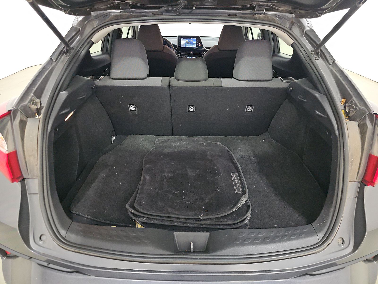 2020 Toyota C-HR LE FWD