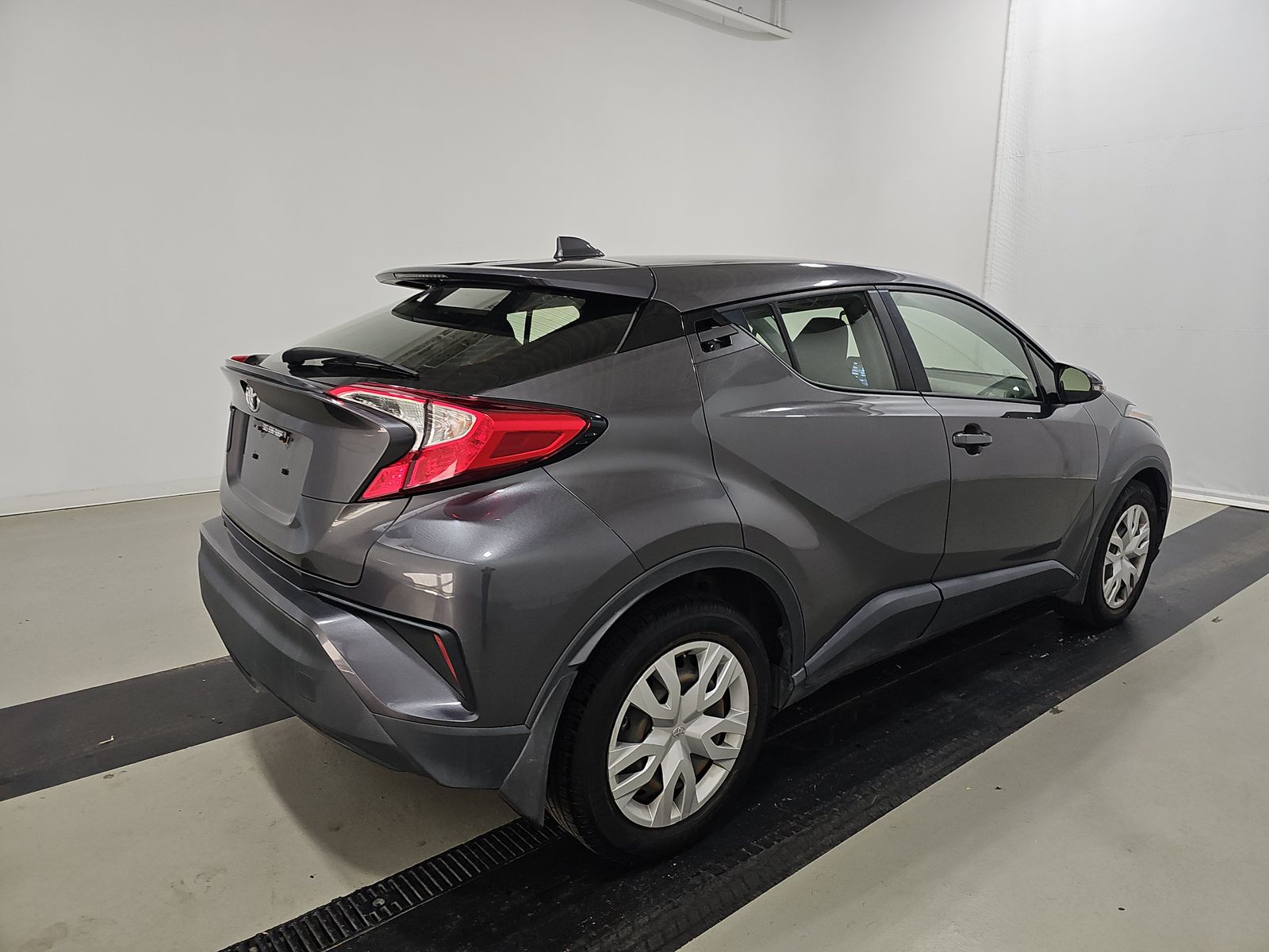 2020 Toyota C-HR LE FWD