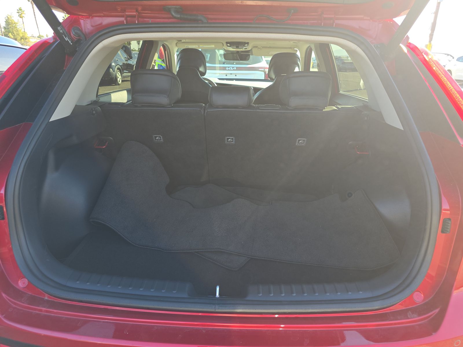 2023 Kia Niro SX FWD