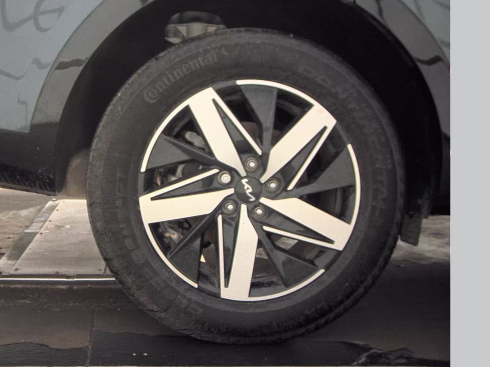 2023 Kia Sorento EX FWD