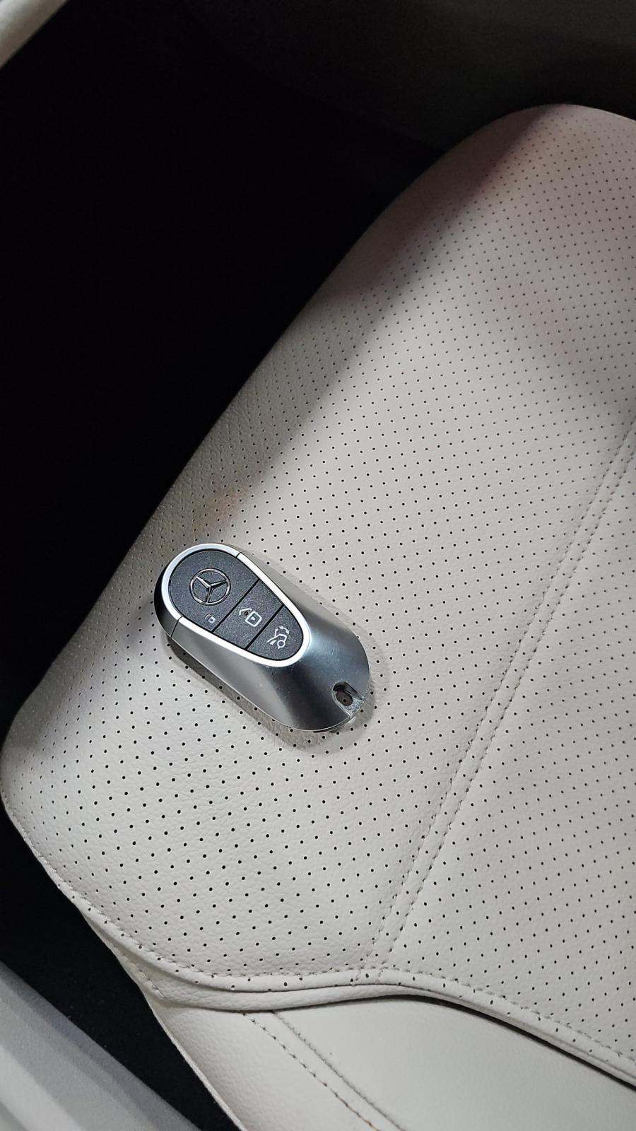 2025 Mercedes-Benz GLC GLC 300 RWD