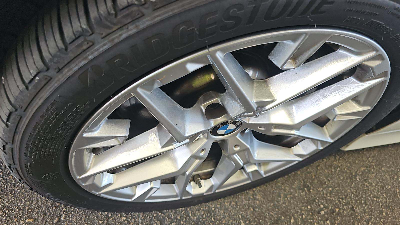 2025 BMW 3 Series 330i RWD