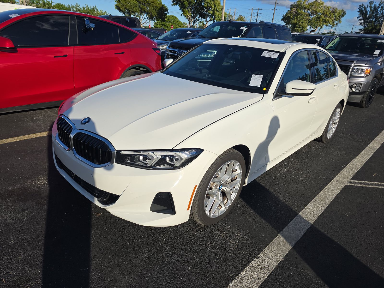 2025 BMW 3 Series 330i RWD