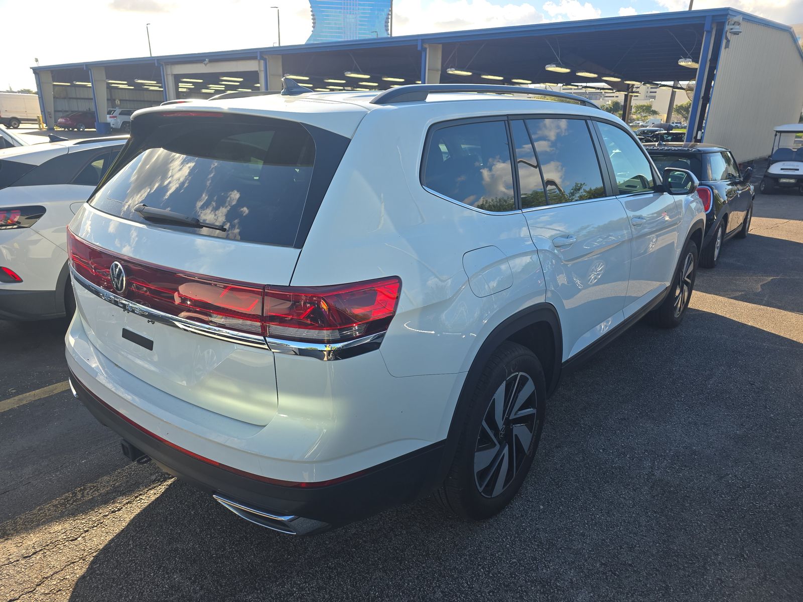 2025 Volkswagen Atlas 2.0T SE FWD