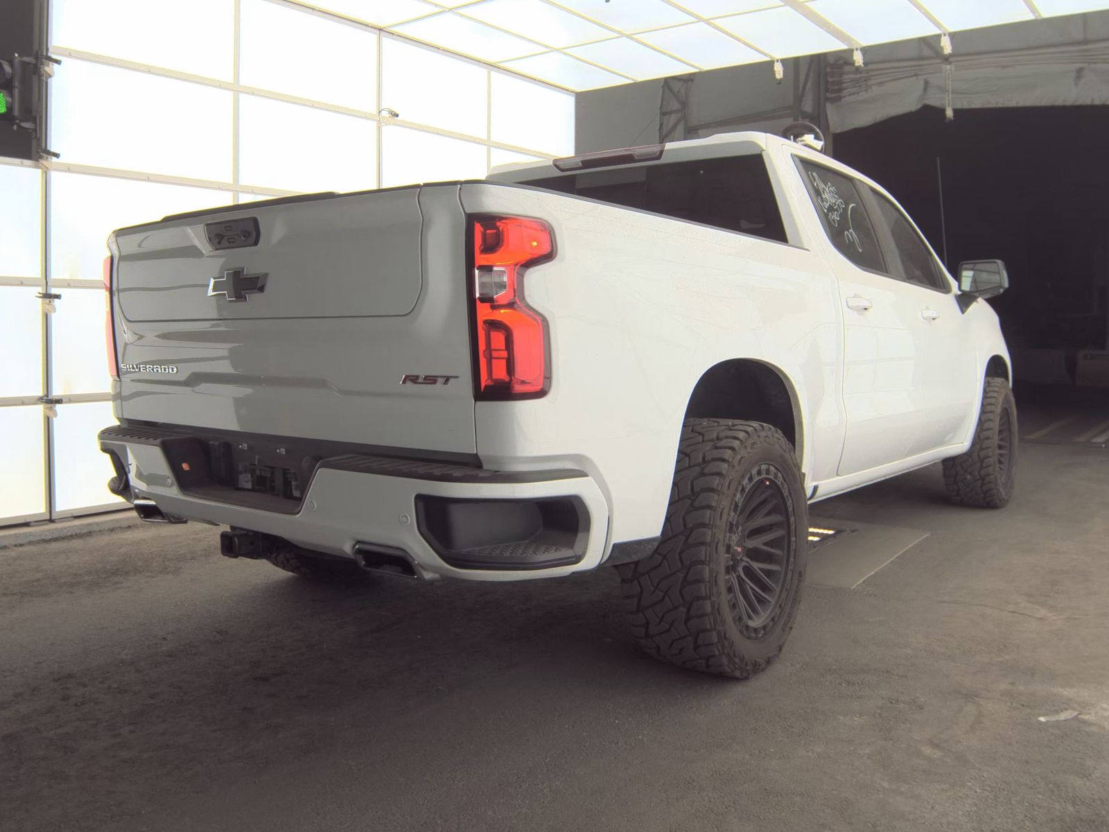 2025 Chevrolet Silverado 1500 RST AWD