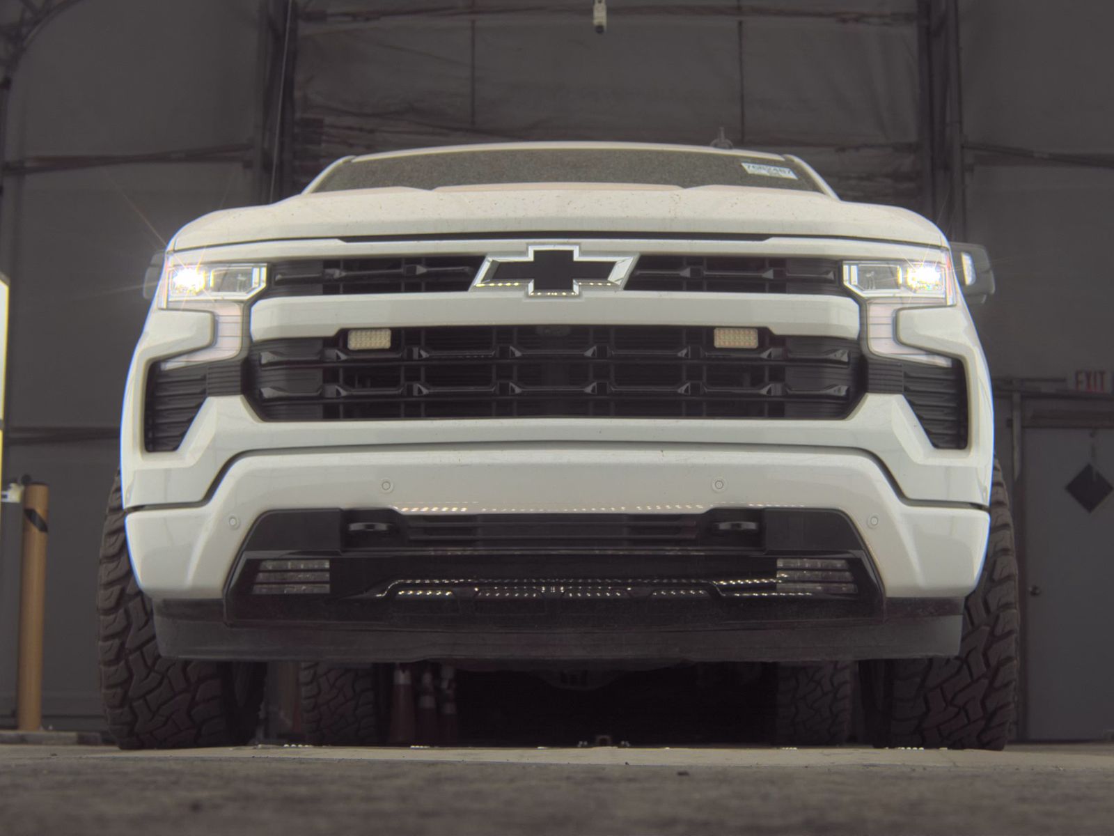 2025 Chevrolet Silverado 1500 RST AWD