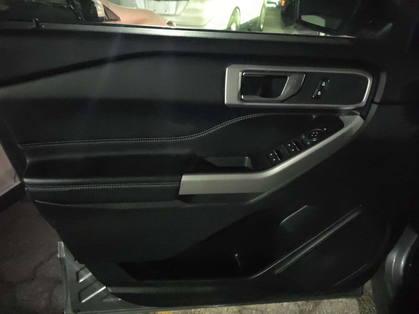 2023 Ford Explorer XLT AWD