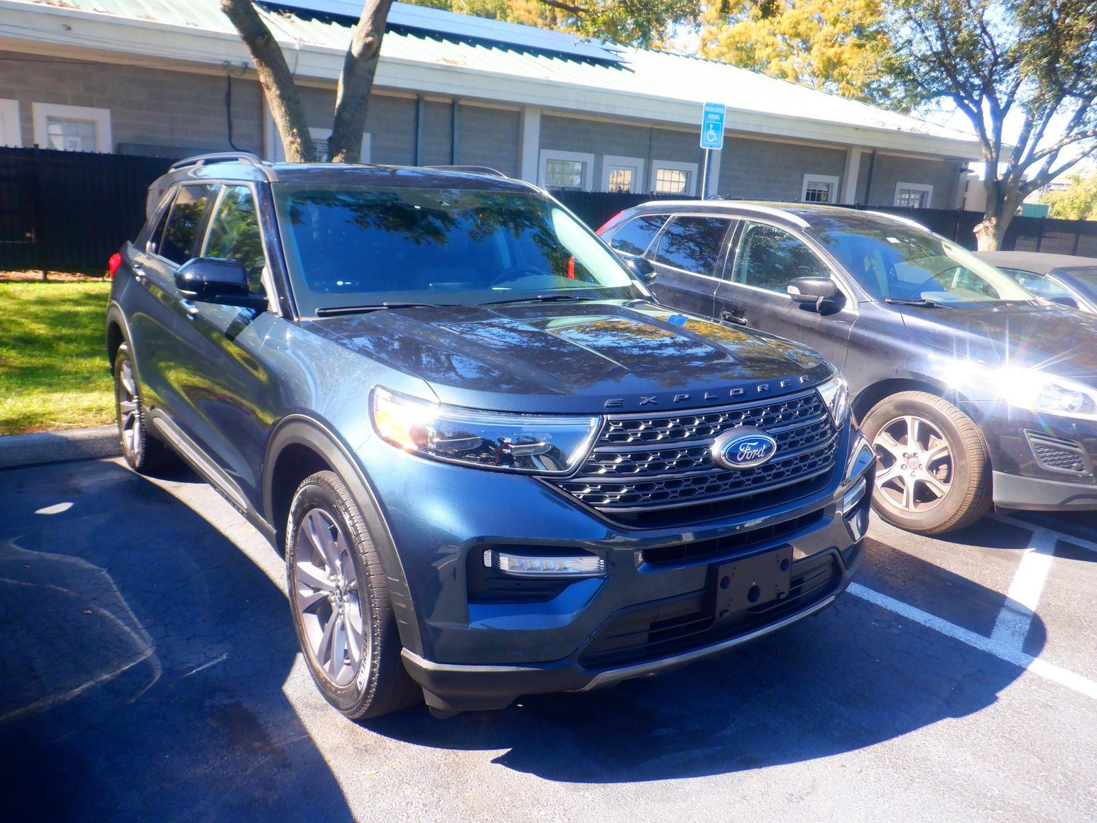 2022 Ford Explorer XLT AWD