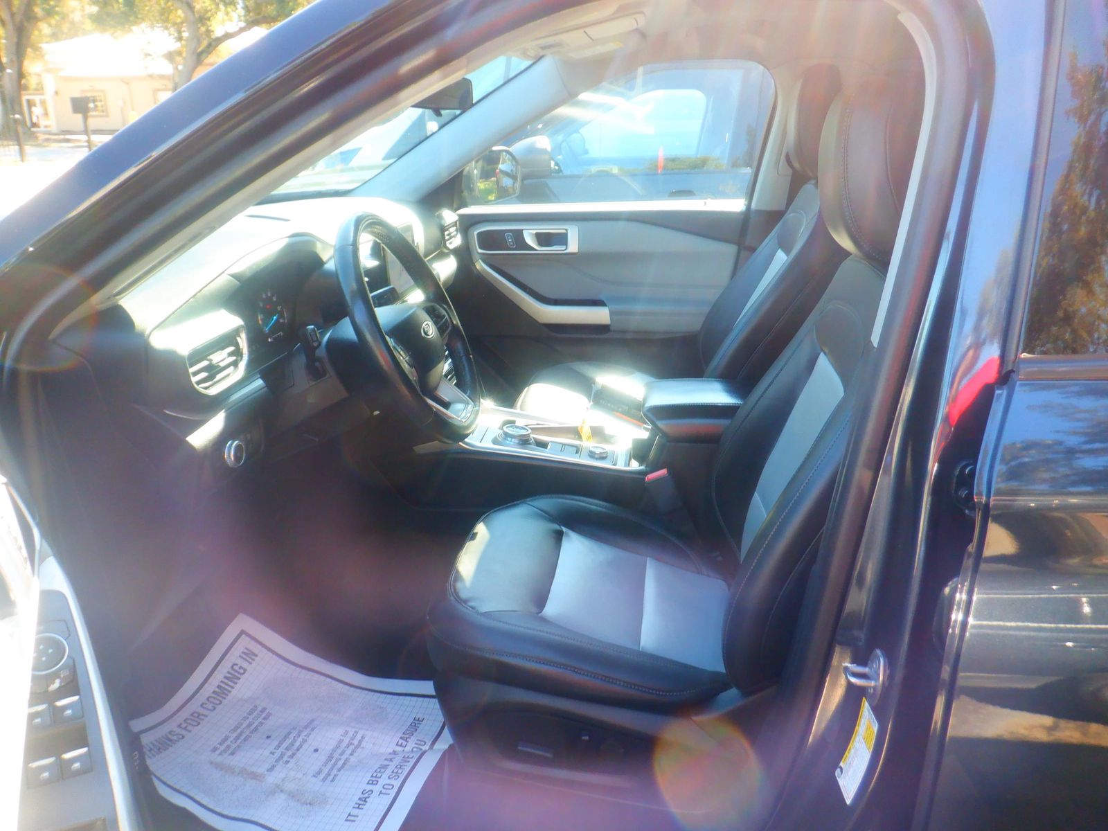 2022 Ford Explorer XLT AWD