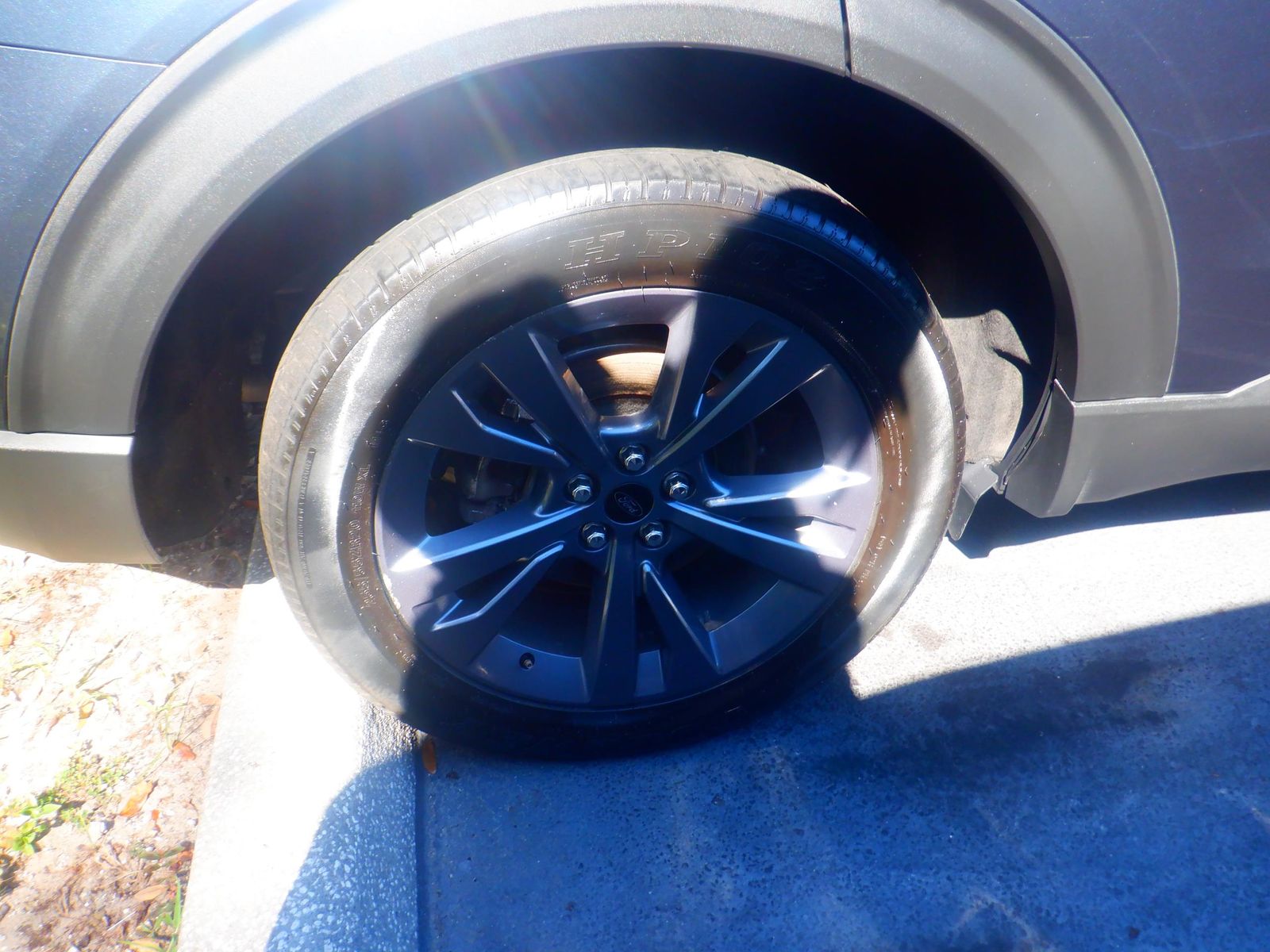 2022 Ford Explorer XLT AWD